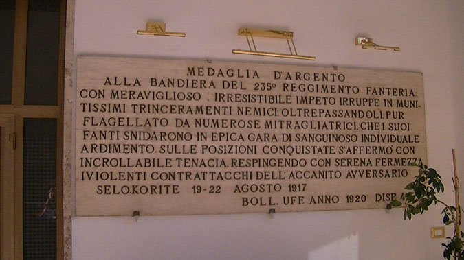 1° raduno Ascoli Piceno dal 9 al 10 settembre 2011 -  foto...055 - siamo tornati nella Caserma Clementi